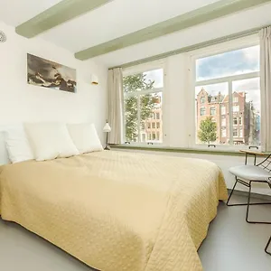  Bed & Breakfast The Red Ox - Super Canal View Nederland